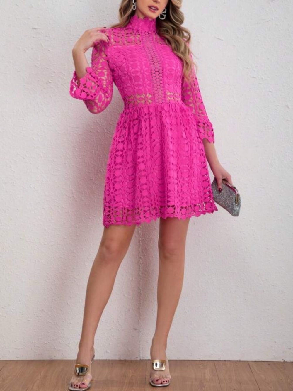 Pink lace dress - Picture 3 of 6